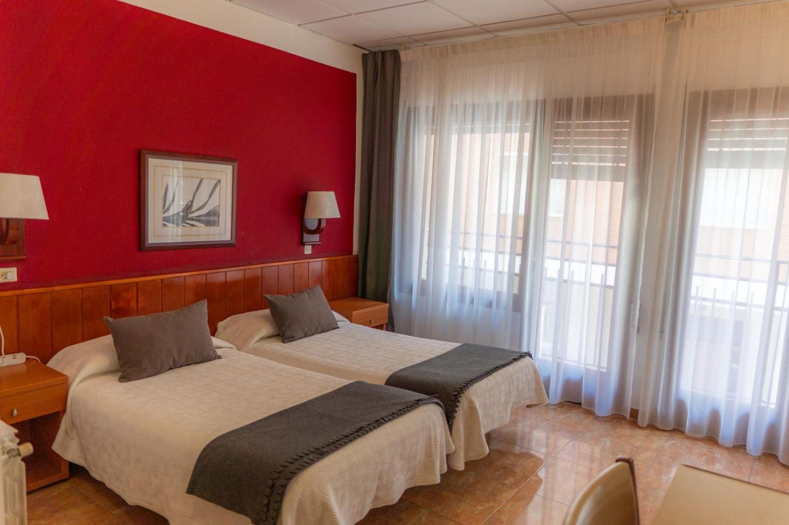 Hostal Regina Бланес Екстер'єр фото