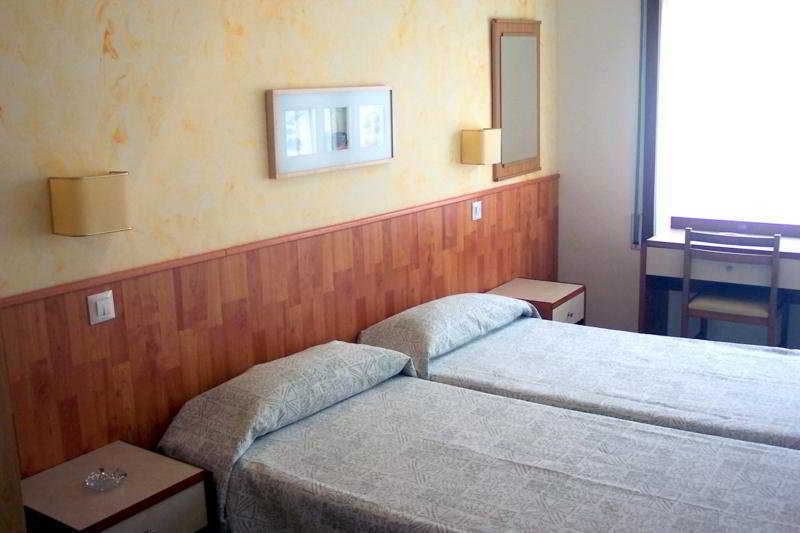 Hostal Regina Бланес Екстер'єр фото